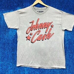 Johnny Cash short sleeved tshirt 
Back reads "Ring of Fire" 
BNWT